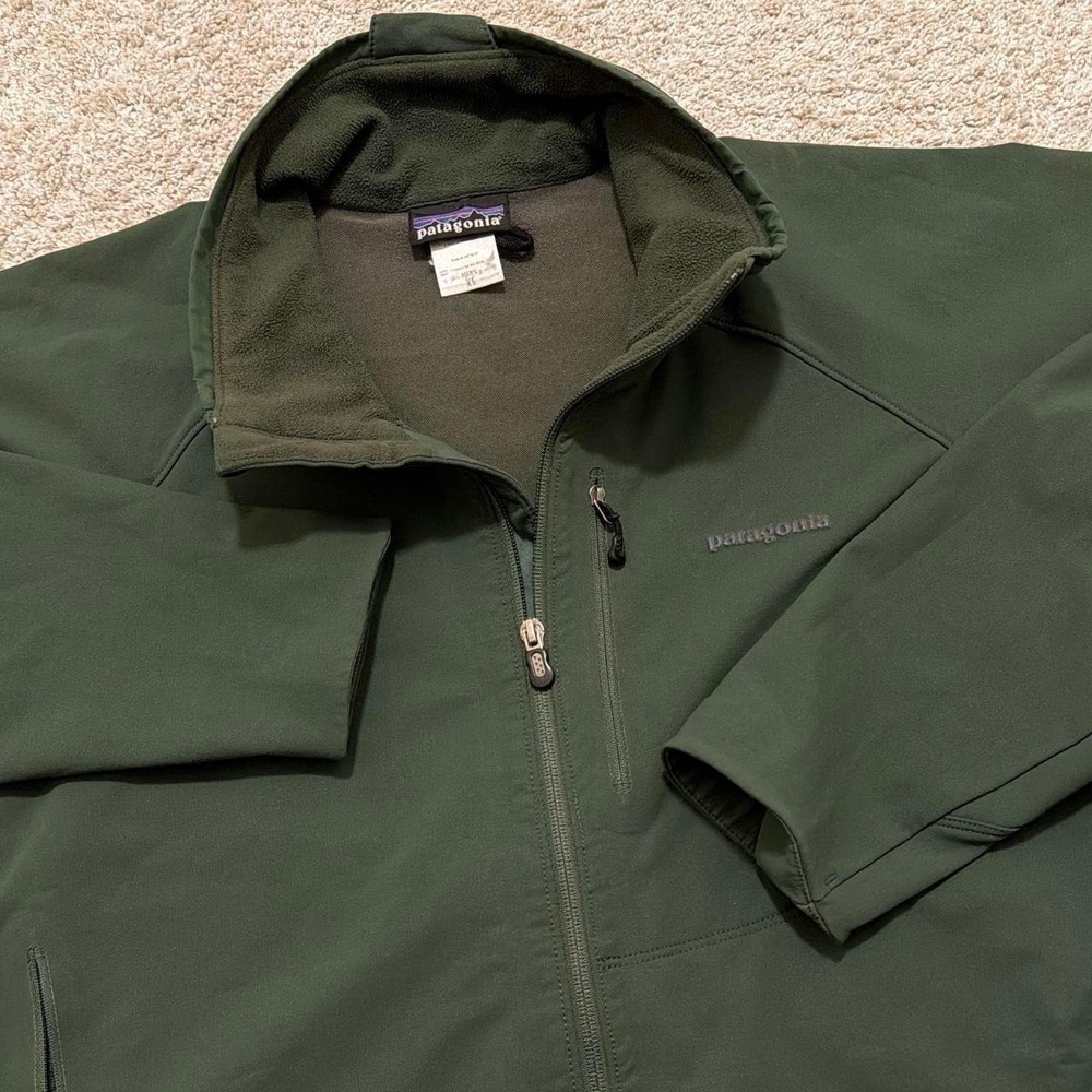 Y2K Vintage Patagonia Soft Shell Jacket | Forest Green | Large